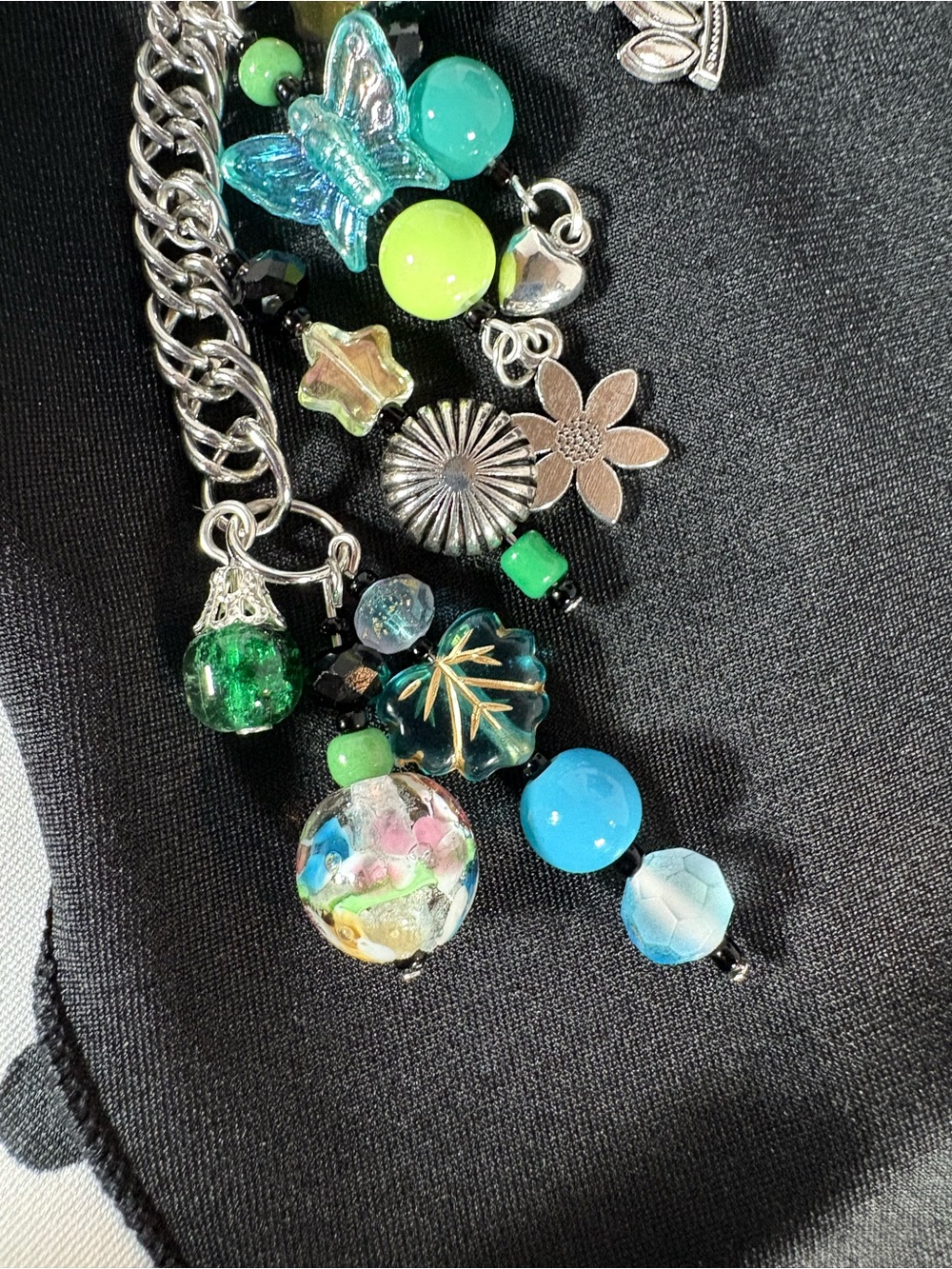 Green Crystal Frog Bag Charm Keychain - Picture 6 of 12